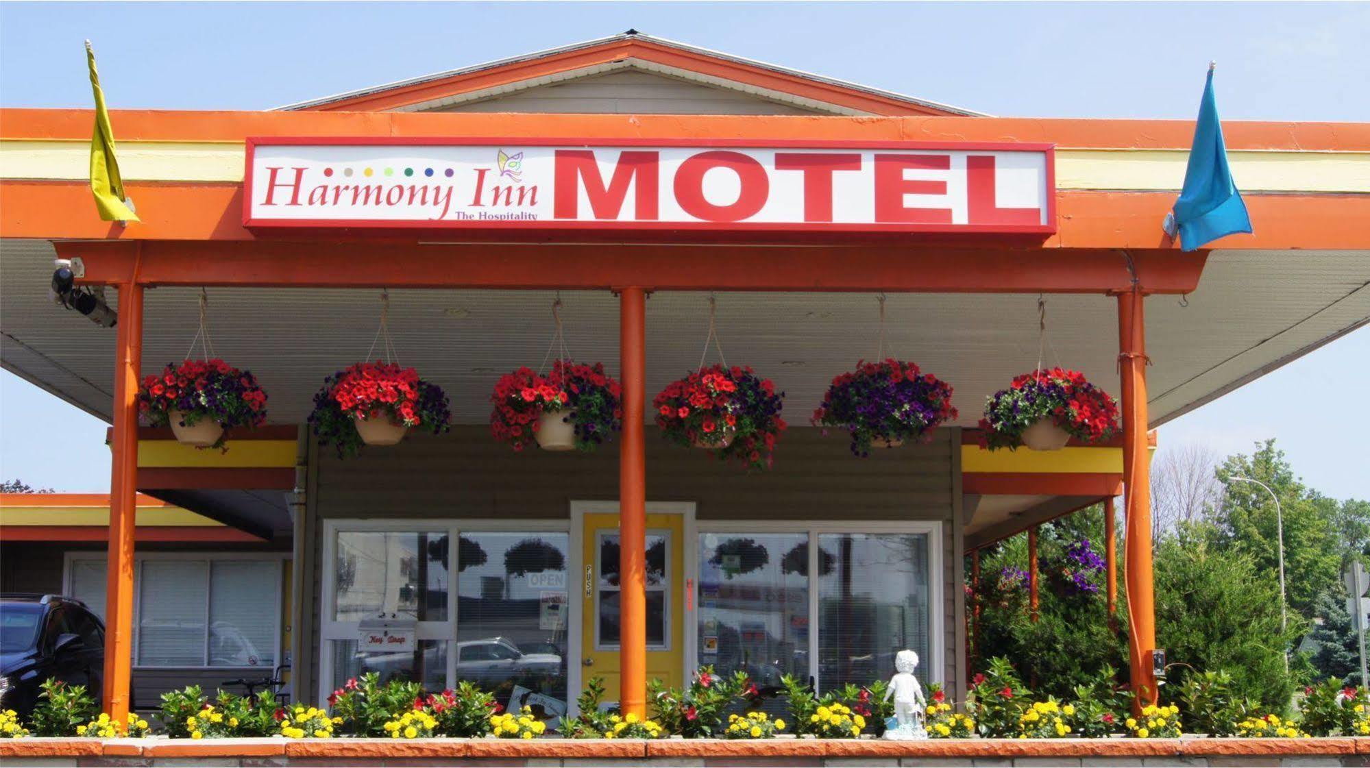 Harmony Inn ゴドリッチ エクステリア 写真